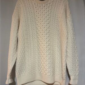 90s vintage Wool Cream Cable Knit Sweater